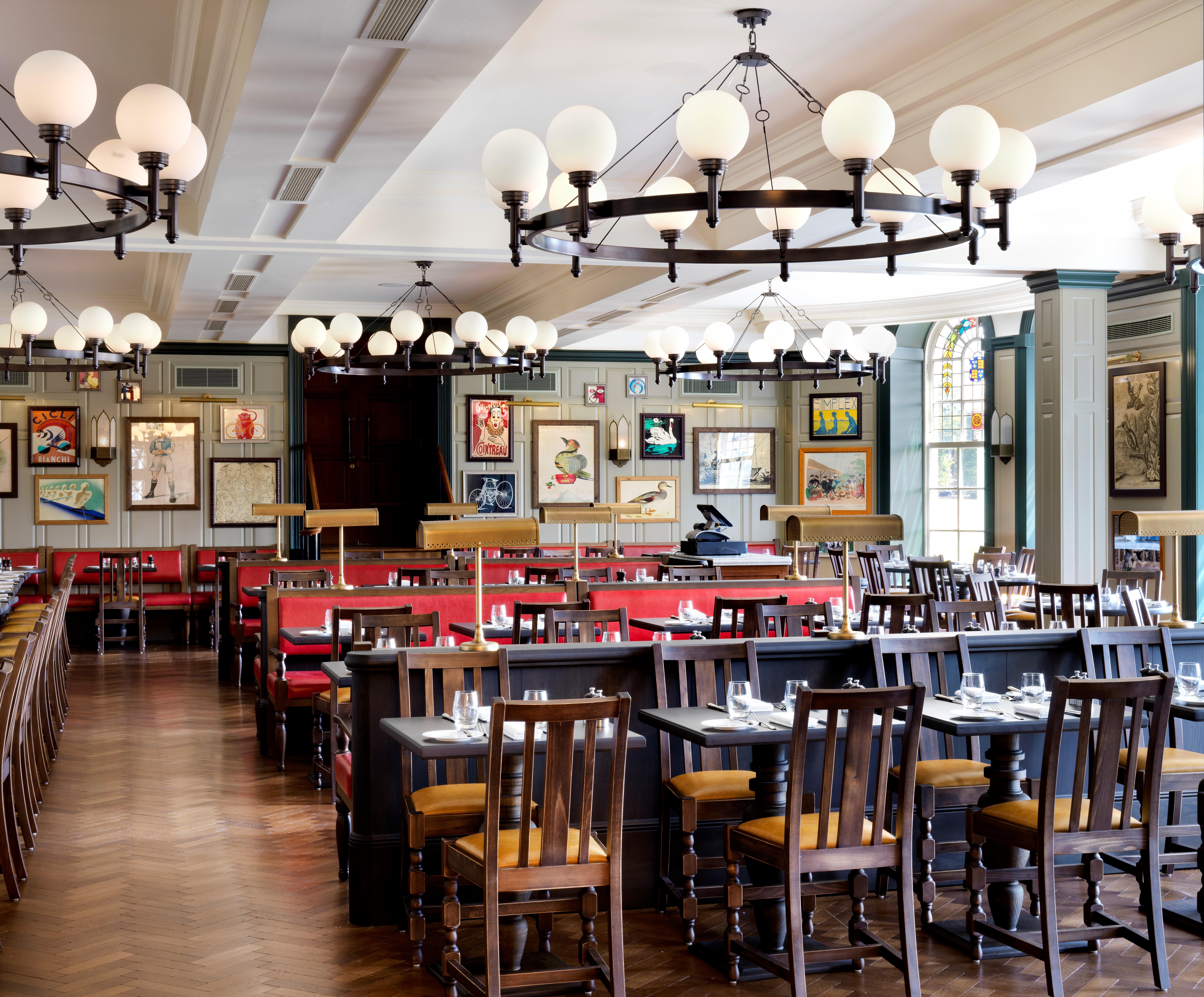Arms, Autograph Collection Hotel 4*