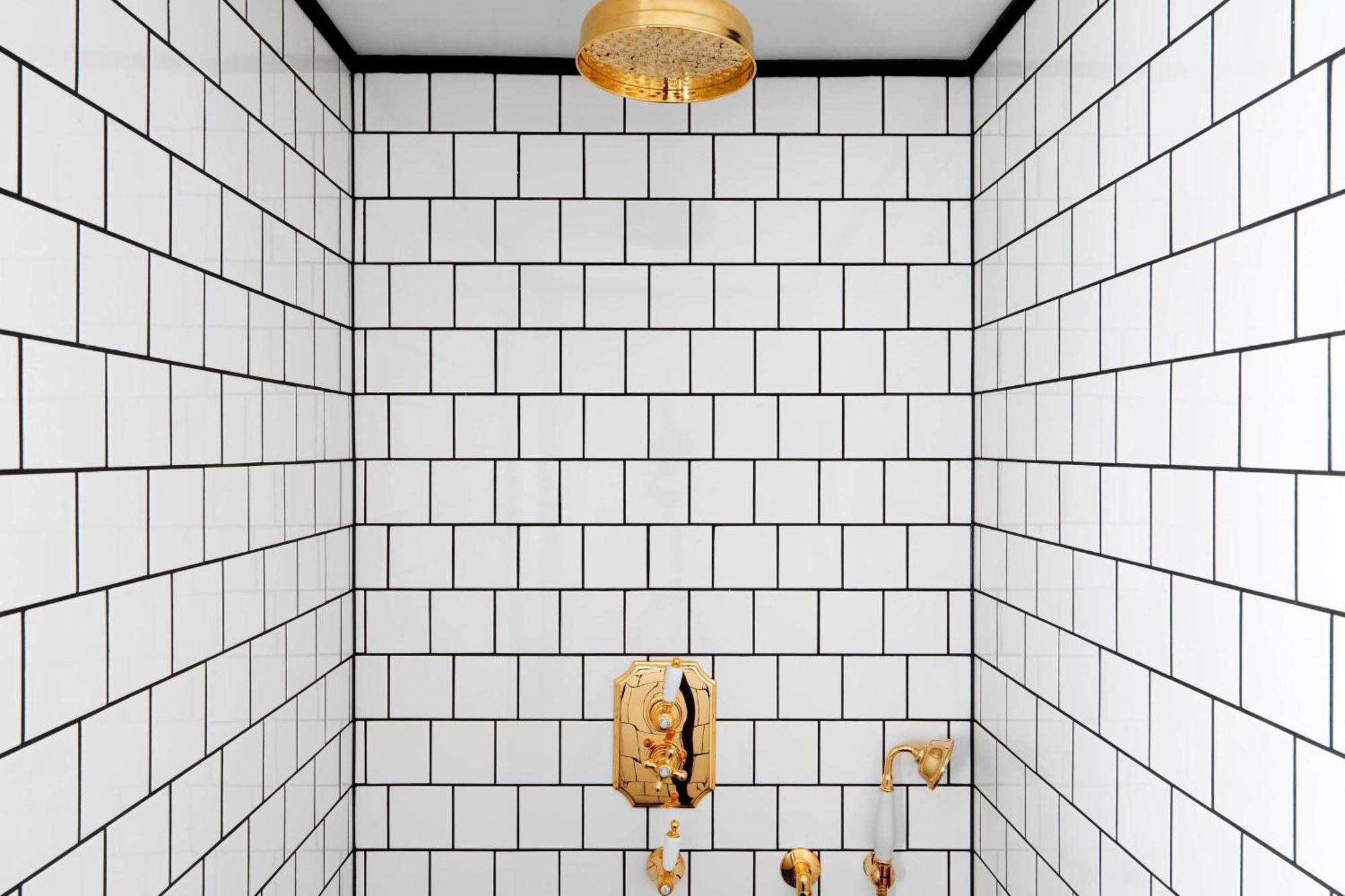 Hotel Arms, Autograph Collection