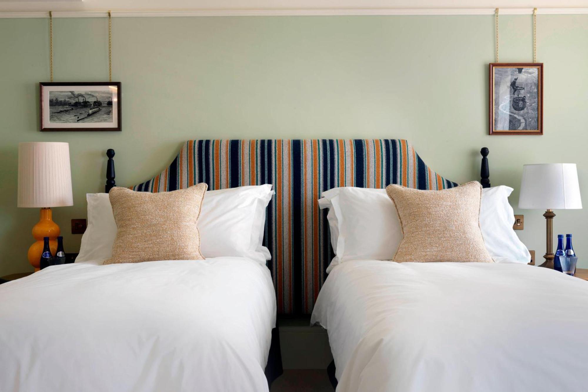 Hotel Arms, Autograph Collection 4*