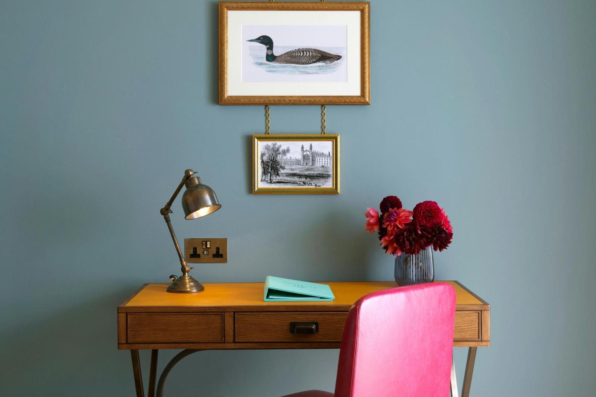 Arms, Autograph Collection 4* Cambridge (Cambridgeshire)